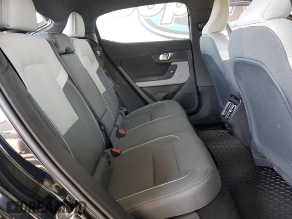 2022 Polestar 2 z VIN LPSED3KA8NL059426, wystawiony jako Copart lot #54892445 z przebiegiem 44 172 mil mil oraz Szkoda całkowita • Salvage title. Historia ofert i sprzedaży dostępna na DreamBid. Obrazek 10.