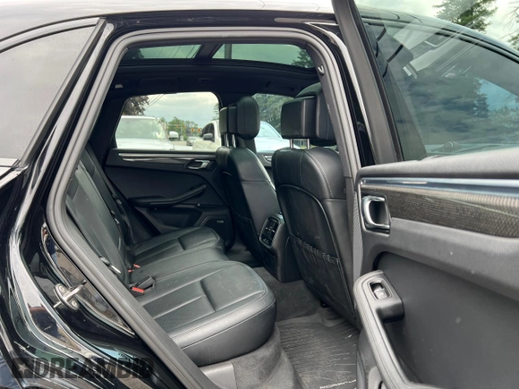 2015 Porsche Macan S with VIN WP1AB2A50FLB51057, listed as a Copart auction lot 63525115 with 166,774 mi miles and Clean title. Bid and sale history available at DreamBid. Image 6.