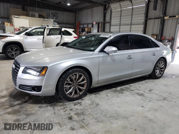 2012 Audi A8 z VIN WAURVAFD4CN038599, wystawiony jako Copart lot #59554025 z przebiegiem 93 334 mil mil oraz Szkoda całkowita • Salvage title. Historia ofert i sprzedaży dostępna na DreamBid. Obrazek 1.