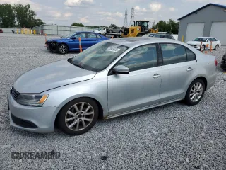 2012 Volkswagen Jetta SE z VIN 3VWDP7AJ5CM301844, wystawiony jako Copart lot #60648525 z przebiegiem 204 031 mil mil oraz Czysty tytuł • Clean title. Historia ofert i sprzedaży dostępna na DreamBid. Obrazek 1.