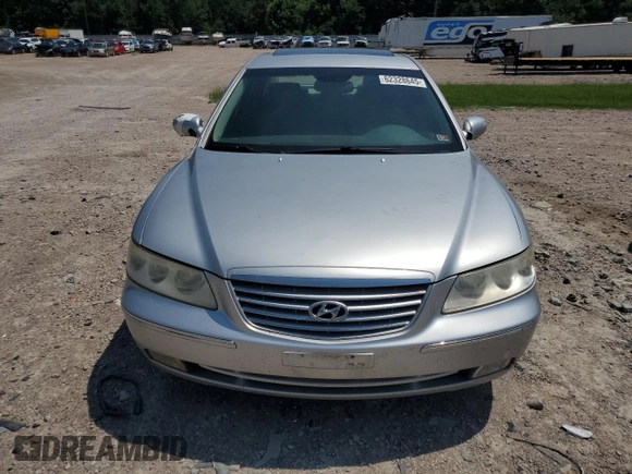 2008 Hyundai Azera Limited с VIN KMHFC46F98A303977, выставлен на аукционе Copart как лот 62328645 с пробегом 220 663 миль миль и Списание • Salvage title. История ставок и продаж доступна на DreamBid. Изображение 5.
