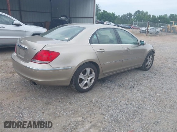 2007 Acura RL Technology with VIN JH4KB166X7C003922, listed as a IAAI auction lot 42293820 with 128,671 mi miles and . Bid and sale history available at DreamBid. Image 4.
