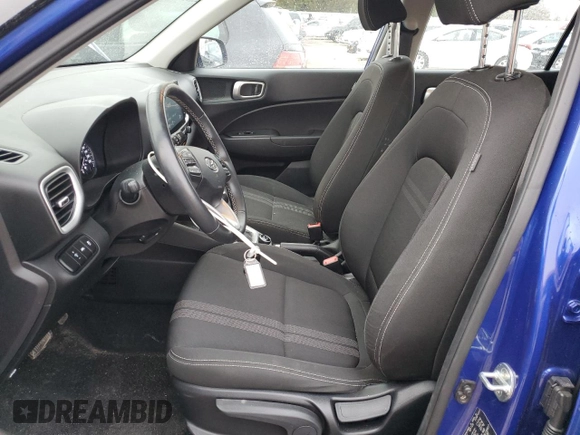 2022 Hyundai Venue Limited with VIN KMHRC8A30NU168917, listed as a Copart auction lot 52430555 with 35,553 mi miles and Clean Title. Bid and sale history available at DreamBid. Image 7.
