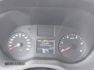 2019 Mercedes-Benz Sprinter Passenger z VIN WDZPF0CD3KP130537, wystawiony jako IAAI lot #42052916 z przebiegiem 192 310 mil mil oraz . Historia ofert i sprzedaży dostępna na DreamBid. Obrazek 7.