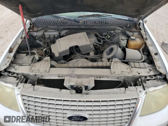 2004 Ford Expedition Eddie Bauer with VIN 1FMFU17L74LA19097, listed as a Copart auction lot 51221615 with 243,066 mi miles and Clean Title. Bid and sale history available at carsss.com. Image 12.