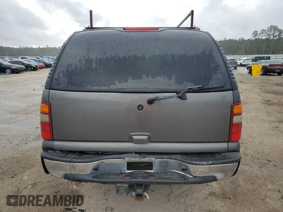 2002 GMC Yukon XL SLT with VIN 3GKEC16ZX2G194838, listed as a Copart auction lot 41513265 with 306,089 mi miles and Salvage Title. Bid and sale history available at carsss.com. Image 6.