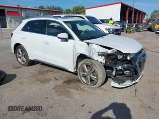 2019 Audi Q3 S line Premium с VIN WA1DECF32K1084030, выставлен на аукционе IAAI как лот 42528662 с пробегом 34 498 миль миль и . История ставок и продаж доступна на DreamBid. Изображение 1.