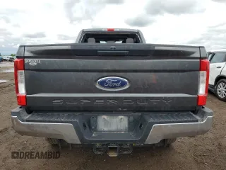 2019 Ford F-350 XL with VIN 1FT8W3BT3KEE53769, listed as a Copart auction lot 58532715 with 109,214 mi miles and Salvage title. Bid and sale history available at DreamBid. Image 6.