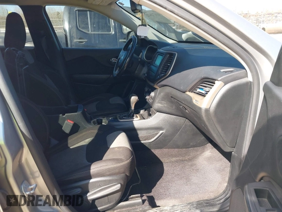 2016 Jeep Cherokee Sport with VIN 1C4PJMAS5GW348869, listed as a IAAI auction lot 41672622 with 166,330 mi miles. Bid and sale history available at carsss.com. Image 5.