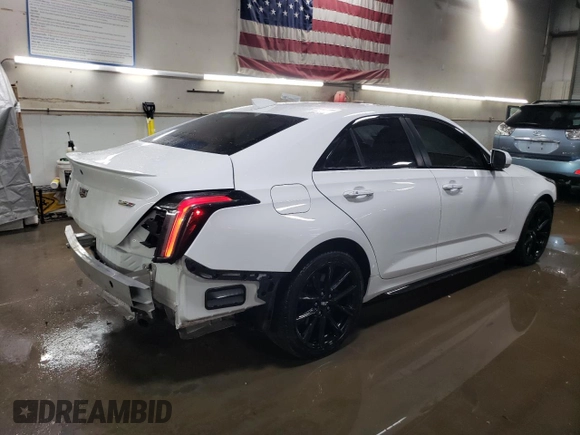 2023 Cadillac CT4 V-Series z VIN 1G6DH5RL6P0125456, wystawiony jako Copart lot #46473995 z przebiegiem 26 353 mil mil oraz Szkoda całkowita • Salvage title. Historia ofert i sprzedaży dostępna na DreamBid. Obrazek 3.