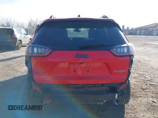 2019 Jeep Cherokee Trailhawk Elite with VIN 1C4PJMBX3KD217437, listed as a IAAI auction lot 41448614 with 85,889 mi miles. Bid and sale history available at carsss.com. Image 16.