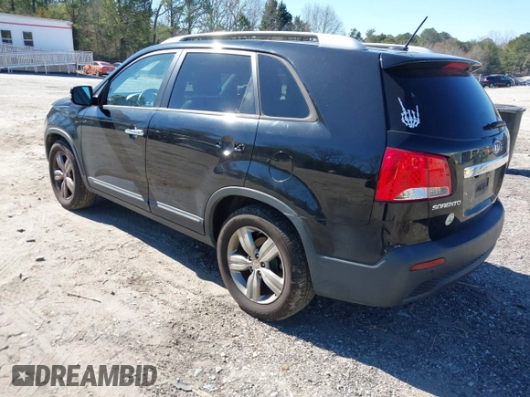 2012 Kia Sorento EX with VIN 5XYKU4A61CG268223, listed as a IAAI auction lot 41673138 with 174,745 mi miles. Bid and sale history available at carsss.com. Image 3.