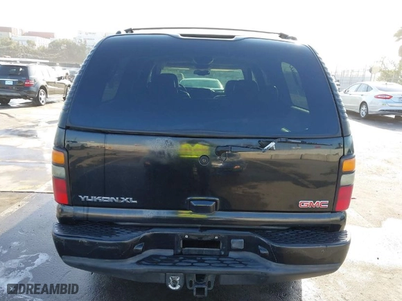2004 GMC Yukon XL Denali with VIN 1GKFK66U14J290142, listed as a IAAI auction lot 41846973 with NaN miles. Bid and sale history available at carsss.com. Image 16.