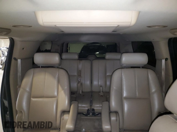 2008 Chevrolet Suburban LTZ with VIN 3GNFK16378G208290, listed as a Copart auction lot 60696725 with 203,426 mi miles and Salvage title. Bid and sale history available at DreamBid. Image 10.