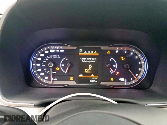 2022 Hyundai Tucson SEL with VIN 5NMJB3AE4NH133264, listed as a Copart auction lot 49645295 with 5,881 mi miles and Salvage Title. Bid and sale history available at carsss.com. Image 9.