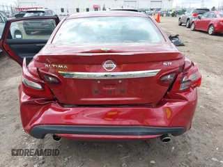 2017 Nissan Altima SR with VIN 1N4AL3AP4HC139007, listed as a IAAI auction lot 42045517 with 54,241 mi miles and . Bid and sale history available at carsss.com. Image 6.