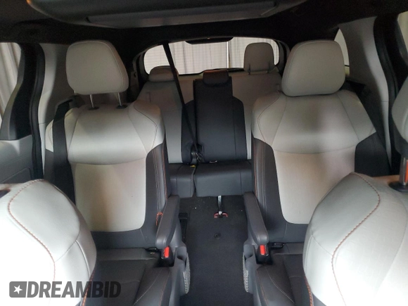 2021 Toyota Sienna XSE with VIN 5TDDRKEC1MS021660, listed as a Copart auction lot 60449624 with 16,194 mi miles and Clean Title. Bid and sale history available at DreamBid. Image 10.