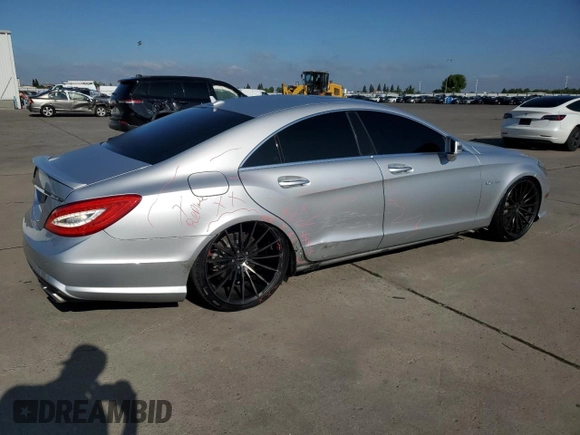 2012 Mercedes-Benz CLS 550 с VIN WDDLJ7DB9CA026860, выставлен на аукционе Copart как лот 54749595 с пробегом 81 942 миль миль и Списание • Salvage title. История ставок и продаж доступна на DreamBid. Изображение 3.