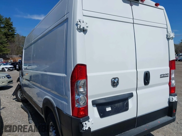 2024 Ram ProMaster Cargo Tradesman with VIN 3C6LRVDG2RE108932, listed as a IAAI auction lot 41809031 with 16,716 mi miles and . Bid and sale history available at DreamBid. Image 3.