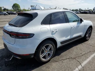 2021 Porsche Macan with VIN WP1AA2A54MLB13010, listed as a Copart auction lot 61052585 with 25,738 mi miles and Salvage title. Bid and sale history available at DreamBid. Image 3.