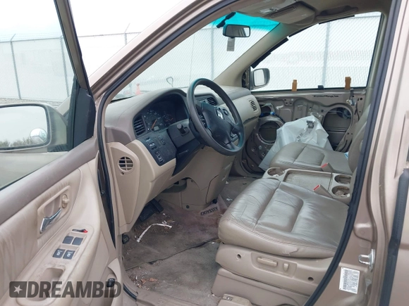2004 Honda Odyssey EX-L with VIN 5FNRL18744B034830, listed as a IAAI auction lot 42052008 with 182,178 mi miles and . Bid and sale history available at DreamBid. Image 5.