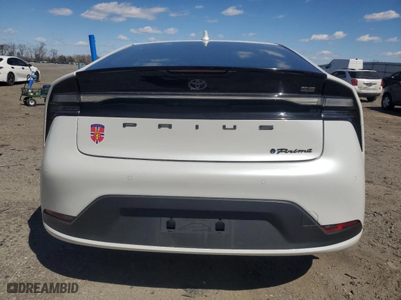 2024 Toyota Prius Prime SE with VIN JTDACACU2R3015644, listed as a Copart auction lot 50740975 with 9,161 mi miles and Salvage Title. Bid and sale history available at carsss.com. Image 6.
