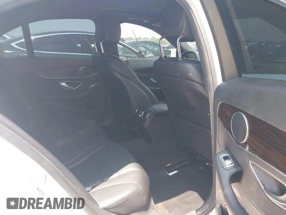 2019 Mercedes-Benz C 300 with VIN 55SWF8DB3KU304610, listed as a IAAI auction lot 42318044 with 92,854 mi miles and . Bid and sale history available at DreamBid. Image 8.
