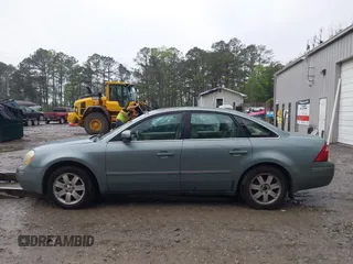 2006 Ford Five Hundred SEL с VIN 1FAFP24196G137352, выставлен на аукционе IAAI как лот 41910085 с пробегом Не указан миль и . История ставок и продаж доступна на DreamBid. Изображение 14.