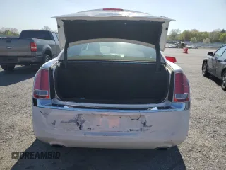 2014 Chrysler 300 z VIN 2C3CCAAG5EH343013, wystawiony jako Copart lot #54422505 z przebiegiem 86 036 mil mil oraz Szkody całkowita. Historia ofert i sprzedaży dostępna na DreamBid. Obrazek 6.