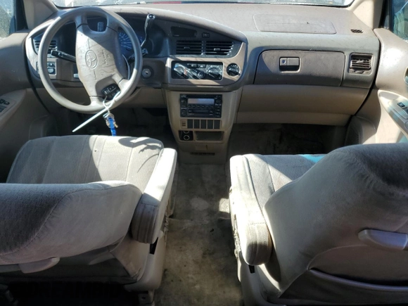 2001 Toyota Sienna CE with VIN 4T3ZF19C61U356216, listed as a Copart auction lot 57898384 with 0 mi miles and Salvage Title. Bid and sale history available at carsss.com. Image 8.
