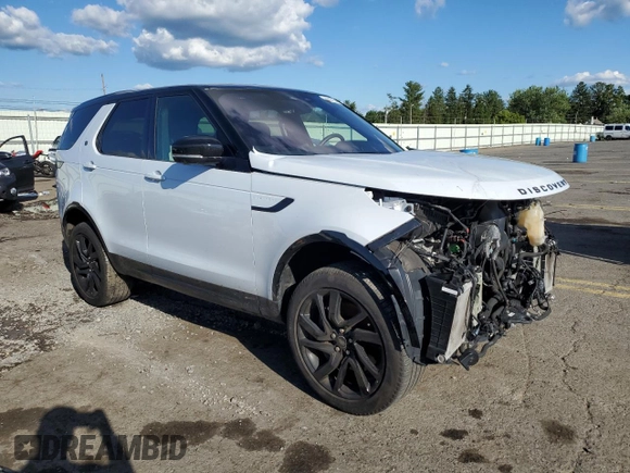 2022 Land Rover Discovery HSE R-Dynamic with VIN SALRM4EU4N2460992, listed as a Copart auction lot 60807804 with 42,244 mi miles and Salvage Title. Bid and sale history available at carsss.com. Image 4.