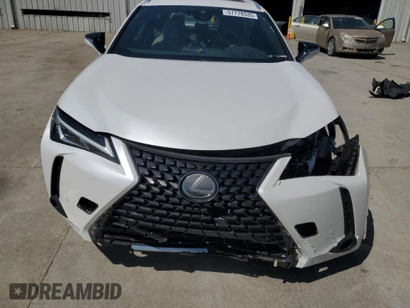 2019 Lexus UX 200 with VIN JTHY3JBH4K2014900, listed as a Copart auction lot 57778535 with 110,954 mi miles and Salvage title. Bid and sale history available at DreamBid. Image 5.