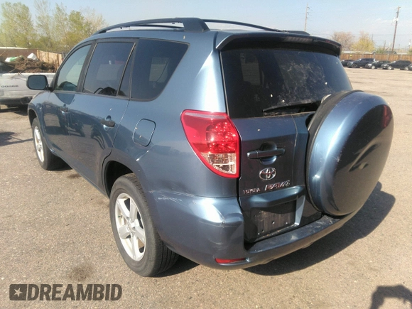 2007 Toyota RAV4 with VIN JTMBK33V676020269, listed as a IAAI auction lot 42121522 with 327,878 mi miles. Bid and sale history available at carsss.com. Image 3.