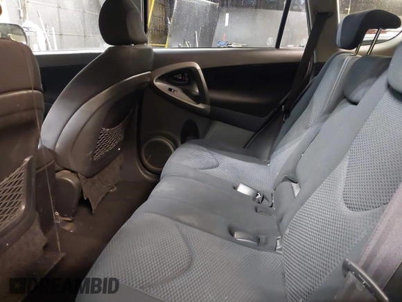 2007 Toyota RAV4 Sport with VIN JTMBK32V276014731, listed as a IAAI auction lot 42018864 with 239,660 mi miles. Bid and sale history available at carsss.com. Image 8.