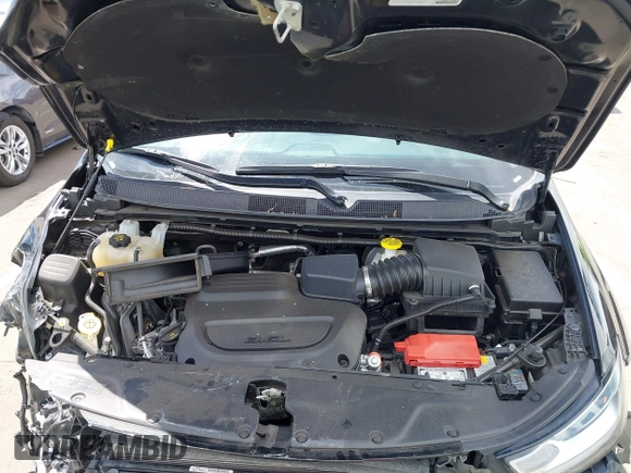 2023 Chrysler Pacifica Touring L with VIN 2C4RC1BG7PR510912, listed as a IAAI auction lot 41967473 with 67,907 mi miles and . Bid and sale history available at DreamBid. Image 10.