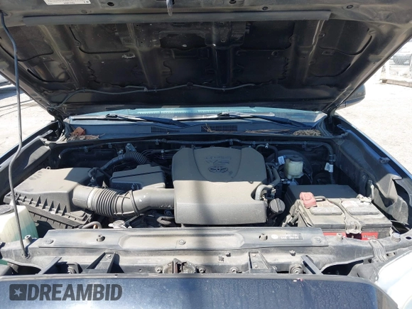 2018 Toyota Tacoma SR5 with VIN 3TMAZ5CN1JM061127, listed as a IAAI auction lot 42012247 with 119,381 mi miles and . Bid and sale history available at DreamBid. Image 10.