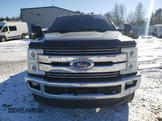 2017 Ford F-250 Lariat with VIN 1FT7W2B60HEB50599, listed as a Copart auction lot 42609595 with 102,131 mi miles and Salvage title. Bid and sale history available at DreamBid. Image 5.