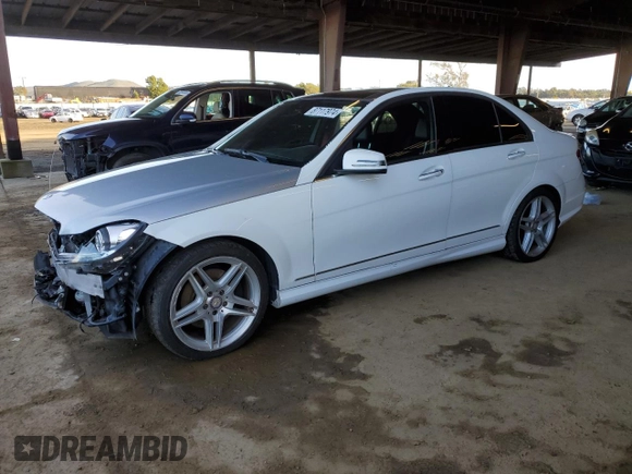 2013 Mercedes-Benz C 350 Sport with VIN WDDGF5HB4DG155153, listed as a Copart auction lot 87117974 with 9,198 mi miles and Clean Title. Bid and sale history available at DreamBid. Image 1.
