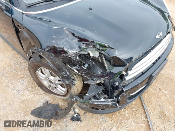2012 MINI Hardtop with VIN WMWSU3C58CT540024, listed as a IAAI auction lot 42365569 with 103,274 mi miles and . Bid and sale history available at DreamBid. Image 6.