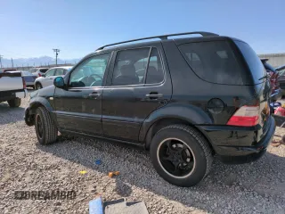 1999 Mercedes-Benz M 320/430/500 z VIN 4JGAB72E7XA094491, wystawiony jako Copart lot #57490025 z przebiegiem 194 406 mil mil oraz Szkoda całkowita • Salvage title. Historia ofert i sprzedaży dostępna na DreamBid. Obrazek 2.