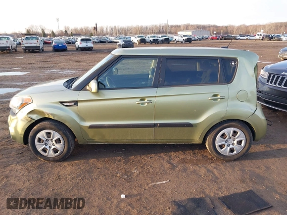 2012 Kia Soul with VIN KNDJT2A50C7391275, listed as a IAAI auction lot 41811882 with 112,630 mi miles. Bid and sale history available at carsss.com. Image 14.