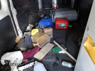 2016 Ford Transit Cargo with VIN 1FTYR3XM0GKA50477, listed as a Copart auction lot 47836015 with 392,762 mi miles and Clean Title. Bid and sale history available at DreamBid. Image 11.
