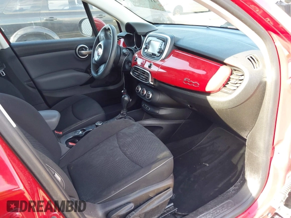 2016 FIAT 500X Easy z VIN ZFBCFXBT0GP327254, wystawiony jako IAAI lot #41974130 z przebiegiem 57 405 mil mil oraz . Historia ofert i sprzedaży dostępna na DreamBid. Obrazek 5.