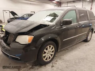 2014 Chrysler Town & Country Touring with VIN 2C4RC1BG3ER126946, listed as a IAAI auction lot 41367380 with 187,250 mi miles. Bid and sale history available at carsss.com. Image 17.