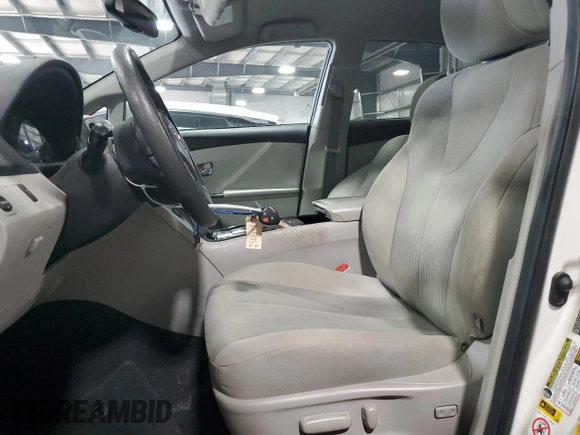 2015 Toyota Venza LE z VIN 4T3BA3BBXFU068039, wystawiony jako Copart lot #53261895 z przebiegiem 84 486 mil mil oraz Szkoda całkowita • Salvage title. Historia ofert i sprzedaży dostępna na DreamBid. Obrazek 7.