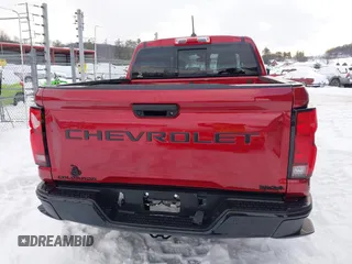 2024 Chevrolet Colorado 4WD Z71 with VIN 1GCPTDEK4R1127526, listed as a IAAI auction lot 41354627 with 8,127 mi miles. Bid and sale history available at carsss.com. Image 16.