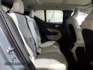 2020 Volvo XC40 Momentum z VIN YV4162UK4L2200587, wystawiony jako Copart lot #55737555 z przebiegiem 32 785 mil mil oraz Szkody całkowita. Historia ofert i sprzedaży dostępna na DreamBid. Obrazek 11.