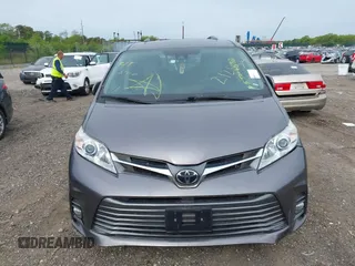 2019 Toyota Sienna XLE Auto Access Seat z VIN 5TDYZ3DC2KS976344, wystawiony jako IAAI lot #42250671 z przebiegiem Nie podano mil oraz . Historia ofert i sprzedaży dostępna na DreamBid. Obrazek 11.