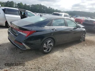 2025 Hyundai Elantra Limited z VIN KMHLN4DJ4SU126684, wystawiony jako Copart lot #57339255 z przebiegiem 3 558 mil mil oraz Szkoda całkowita • Salvage title. Historia ofert i sprzedaży dostępna na DreamBid. Obrazek 3.