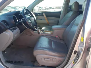 2010 Toyota Highlander Hybrid Limited w/3rd Row with VIN JTEJW3EH0A2044732, listed as a Copart auction lot 52618435 with 251,251 mi miles and Clean Title. Bid and sale history available at carsss.com. Image 7.